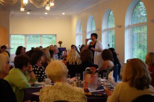 Annmarie Kelly inspiring women at Girlfriend Gala