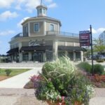 Between the marina and Wahlburgers: Alma's Across The Street